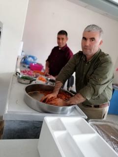 Öğle Arası Öğretmenlerimize Çiğ Köfte Sürprizi